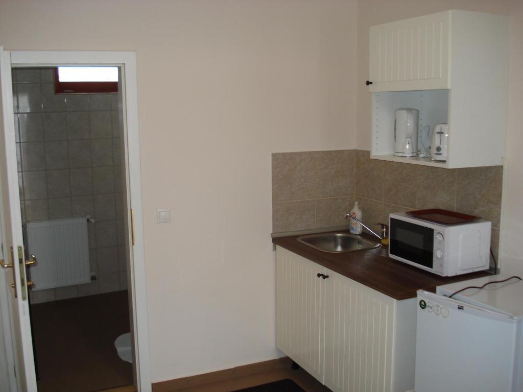 Promenade Panzio Bed & Breakfast Miskolc Room photo