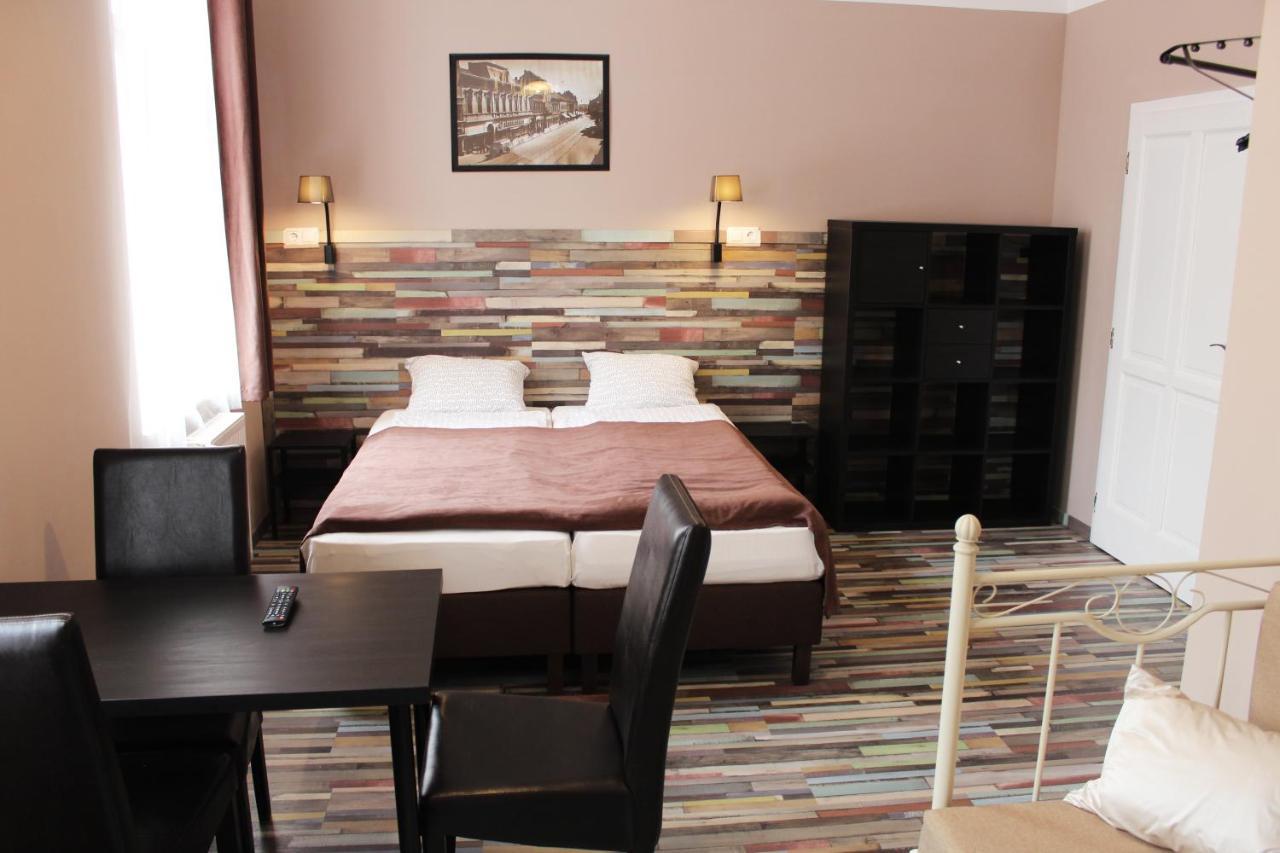 Promenade Panzio Bed & Breakfast Miskolc Exterior photo