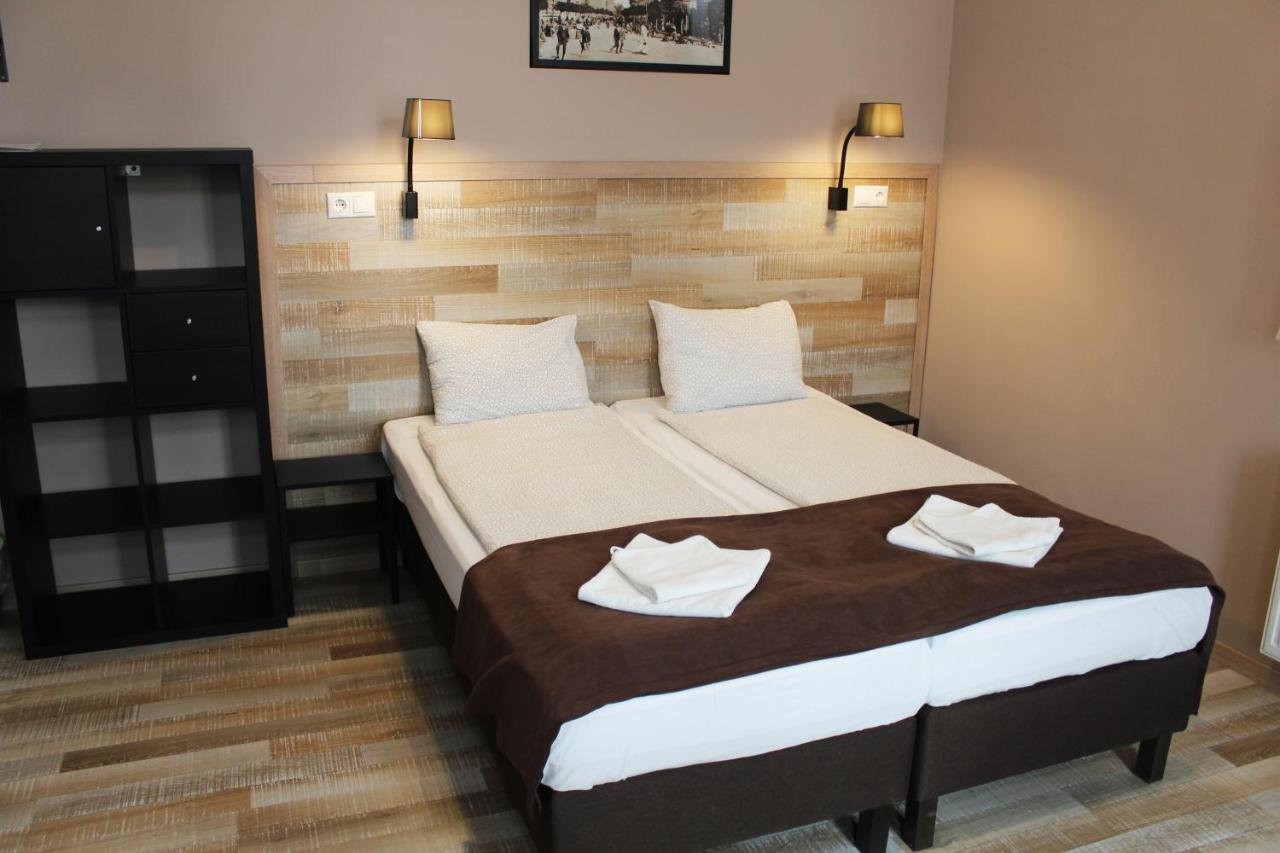 Promenade Panzio Bed & Breakfast Miskolc Exterior photo